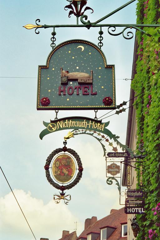 Hotel Till Eulenspiegel - Nichtrauchhotel - Garni Wurzburgo Exterior foto